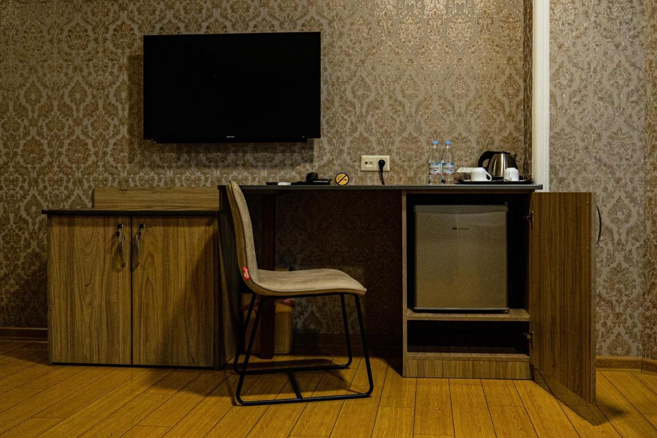 Inga Hotel Ереван Экстерьер фото
