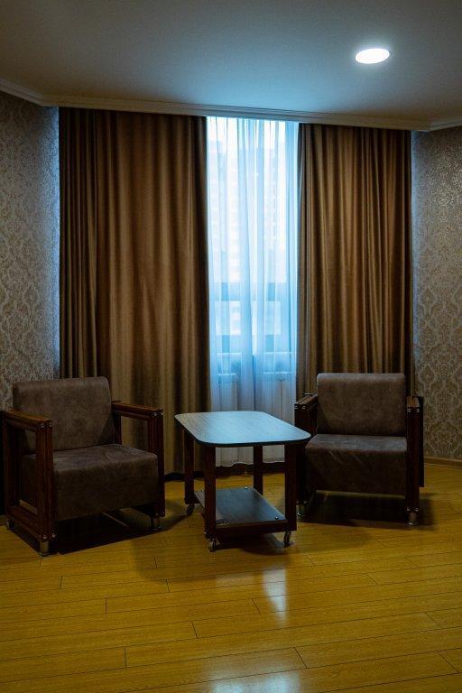 Inga Hotel Ереван Экстерьер фото